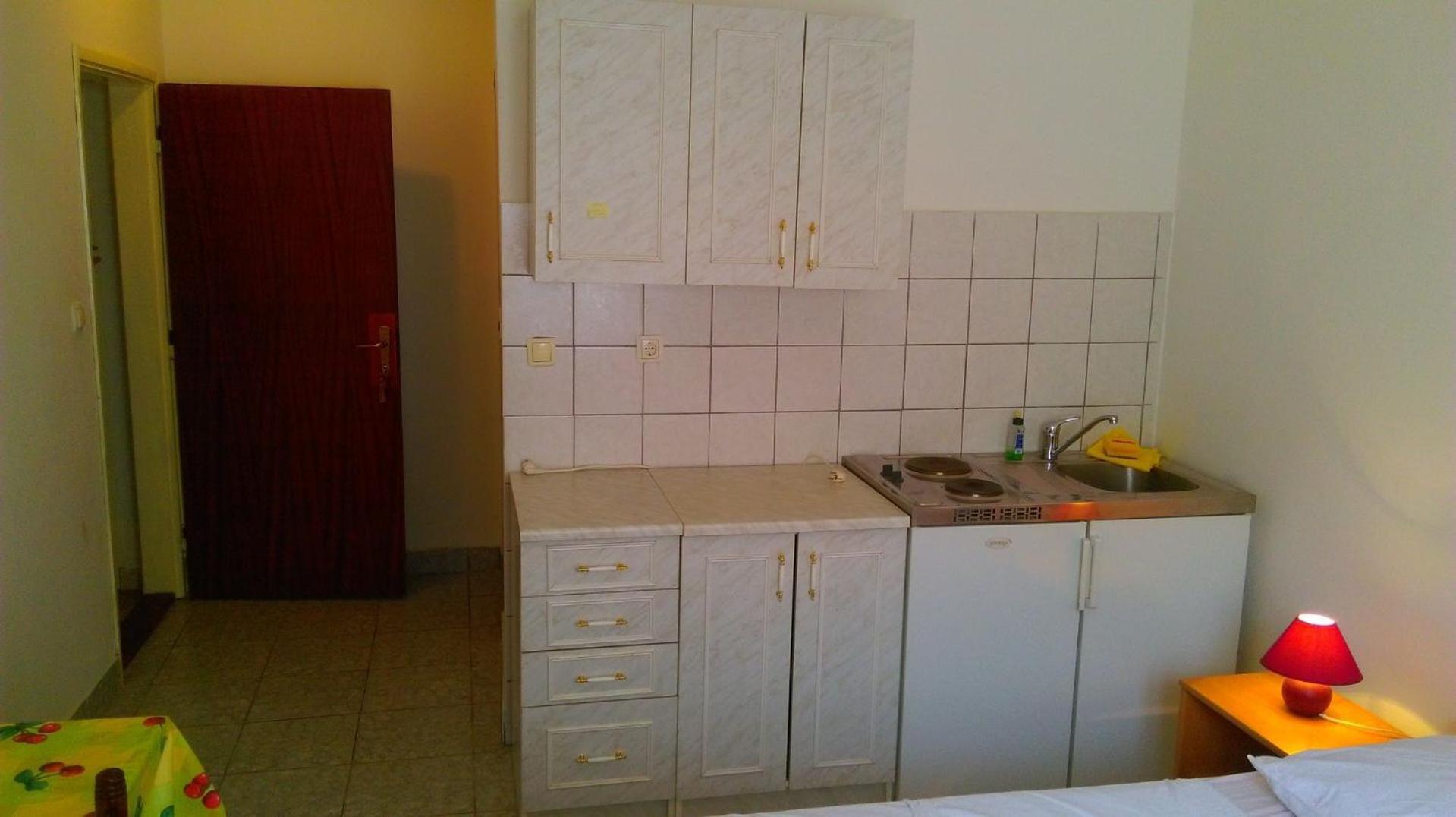 Apartment Irmica Lukovo Sugarje Exterior photo
